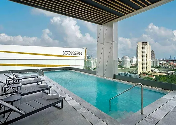 Hilton Garden Riverside